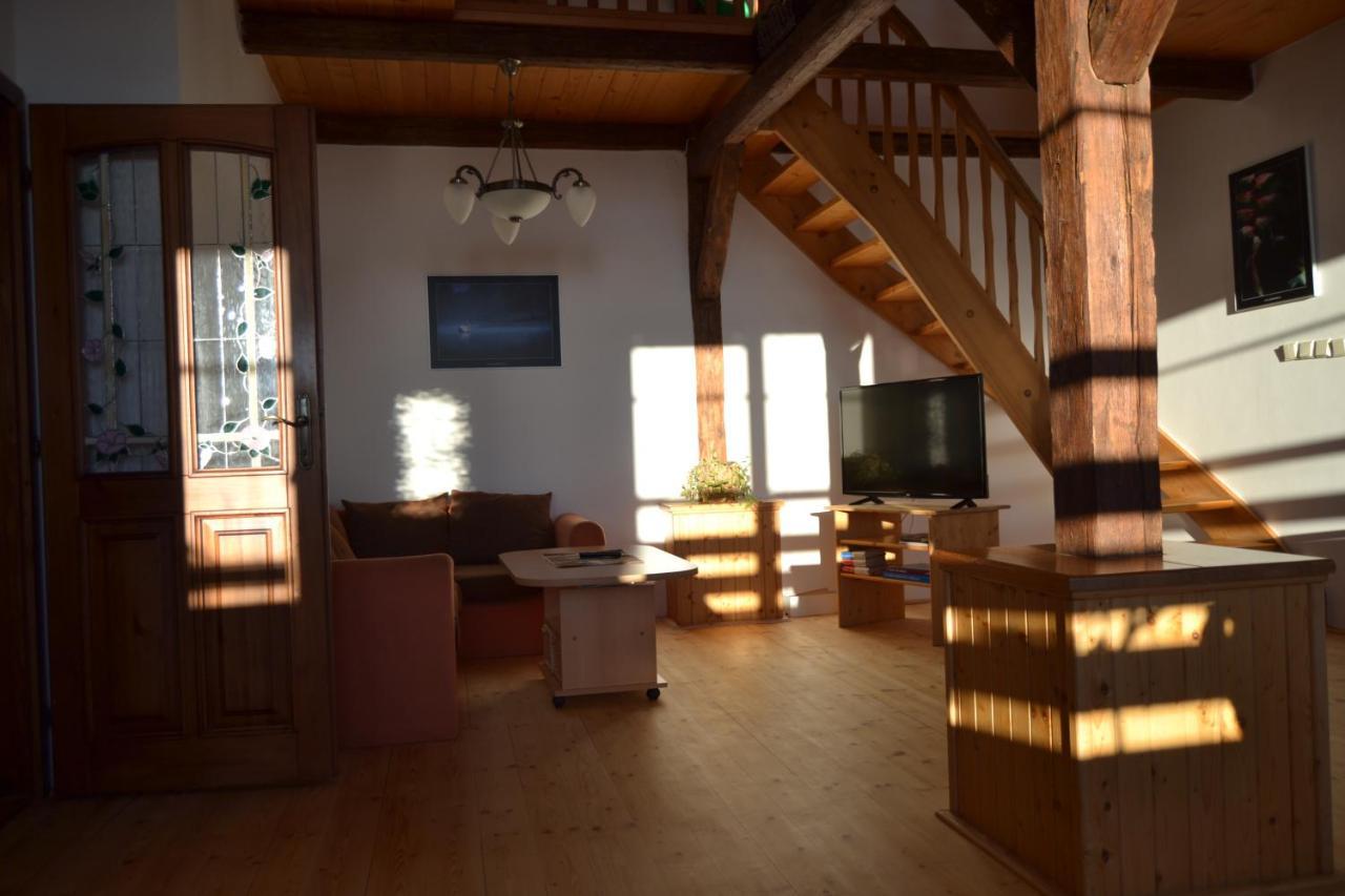 Ubytovani Na Hajence Bystrice nad Pernstejnem Luaran gambar